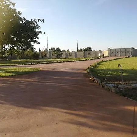 Lachorisia Сasa de vacaciones